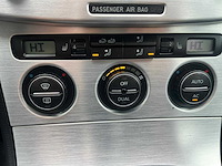 Volkswagenpassat variant 2.0 fsi highline, 01-xl-hp - afbeelding 19 van  29