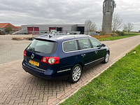 Volkswagenpassat variant 2.0 fsi highline, 01-xl-hp - afbeelding 7 van  29