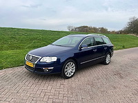 Volkswagenpassat variant 2.0 fsi highline, 01-xl-hp - afbeelding 1 van  29