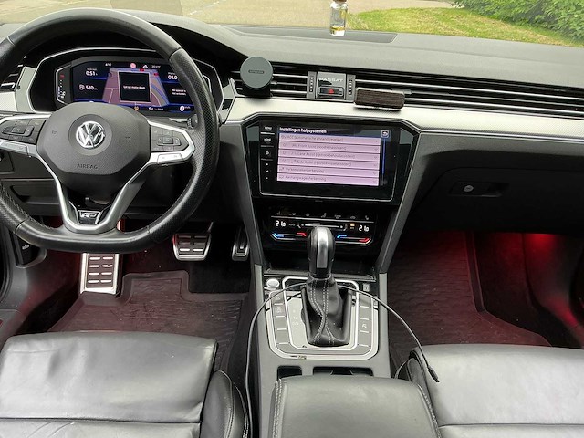 Volkwagen - passat - 2.0 bitdi, 4 motion, r line - car - 2020 - afbeelding 2 van  27