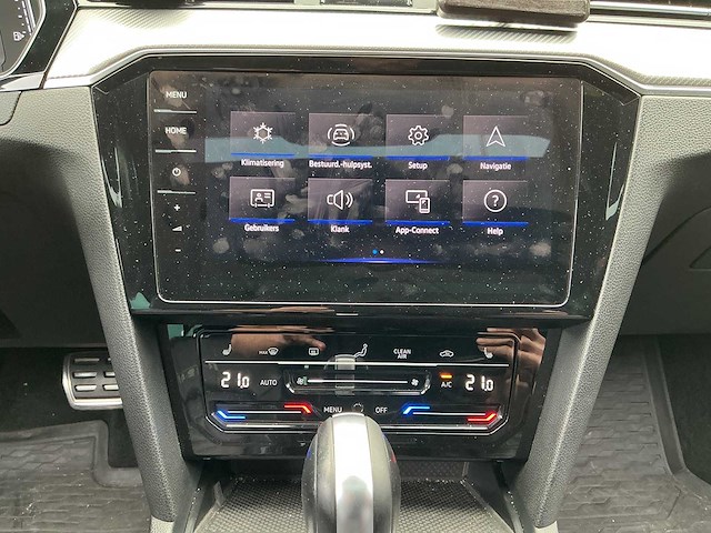 Volkwagen - passat - 2.0 bitdi, 4 motion, r line - car - 2020 - afbeelding 19 van  27