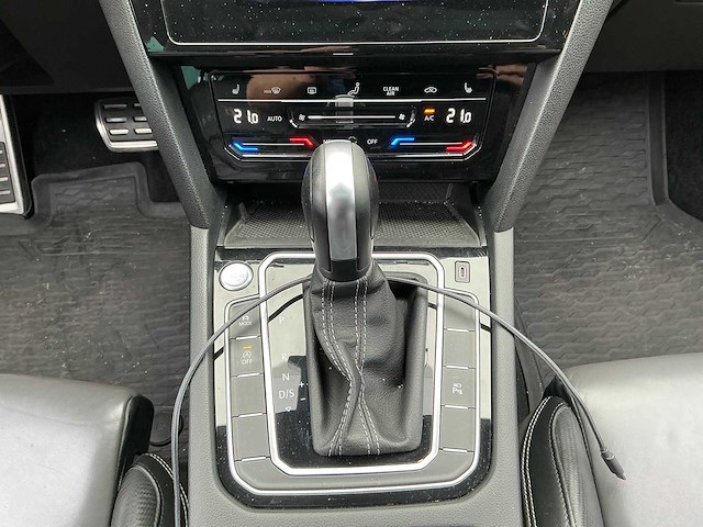 Volkwagen - passat - 2.0 bitdi, 4 motion, r line - car - 2020 - afbeelding 3 van  27