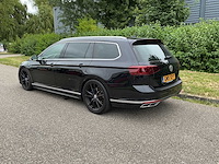 Volkwagen - passat - 2.0 bitdi, 4 motion, r line - car - 2020 - afbeelding 15 van  27