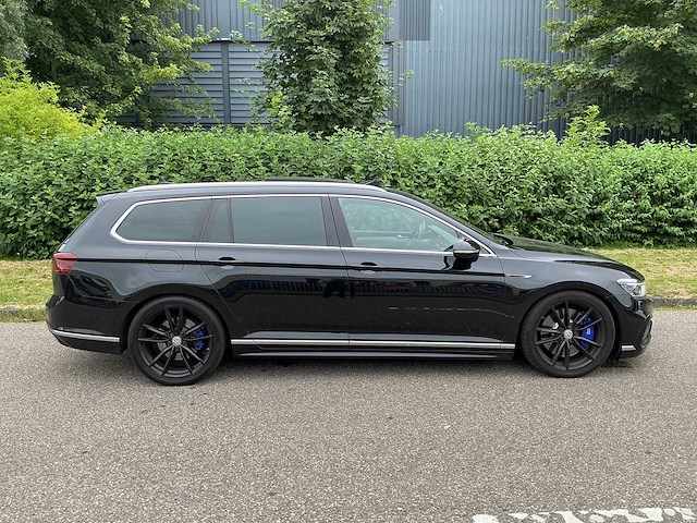 Volkwagen - passat - 2.0 bitdi, 4 motion, r line - car - 2020 - afbeelding 18 van  27