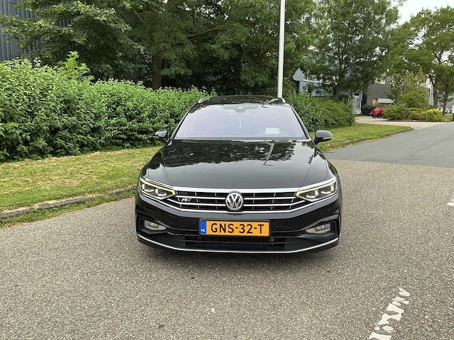 Volkwagen - passat - 2.0 bitdi, 4 motion, r line - car - 2020 - afbeelding 25 van  27