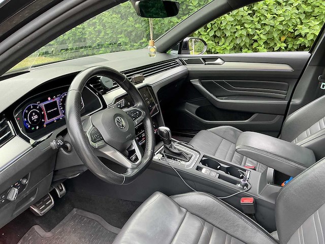 Volkwagen - passat - 2.0 bitdi, 4 motion, r line - car - 2020 - afbeelding 27 van  27