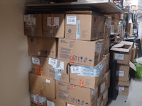 Volle pallet 25 dozen romelmarkt spullen van alles wat aantal 1 pallet. - afbeelding 4 van  5