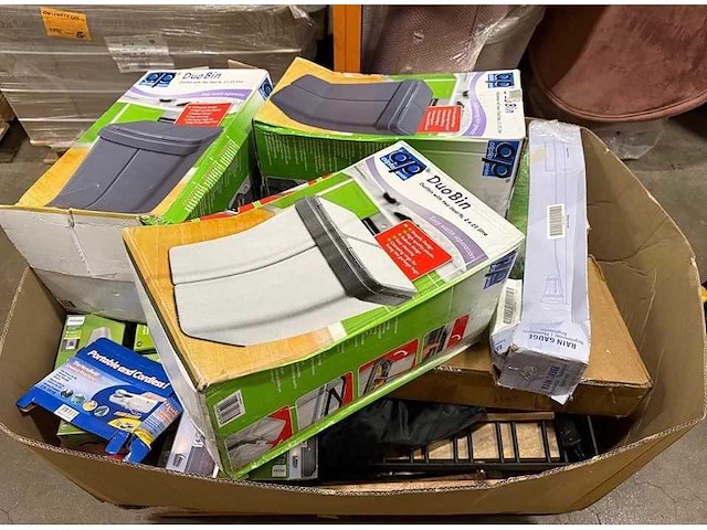 Volle pallet met retouren en overstock - afbeelding 1 van  3