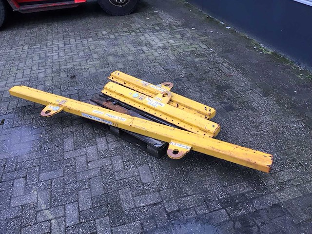 Volleberg 3x evenaar (3x) - afbeelding 1 van  5