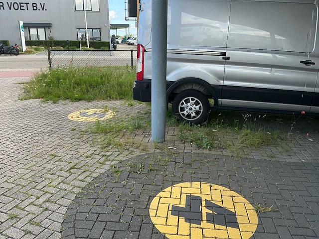 Volledig bedrijfspand met overkapping - afbeelding 28 van  110