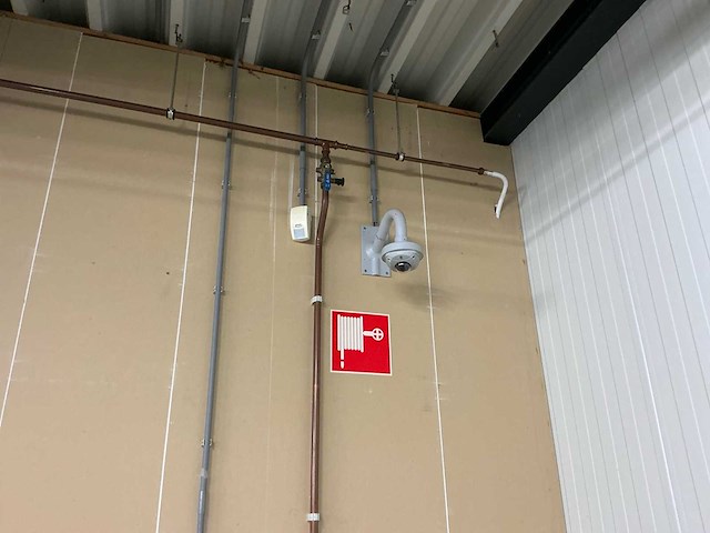 Volledig bedrijfspand met overkapping - afbeelding 104 van  110