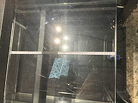 Volledige balie met vitrinekasten - afbeelding 19 van  40