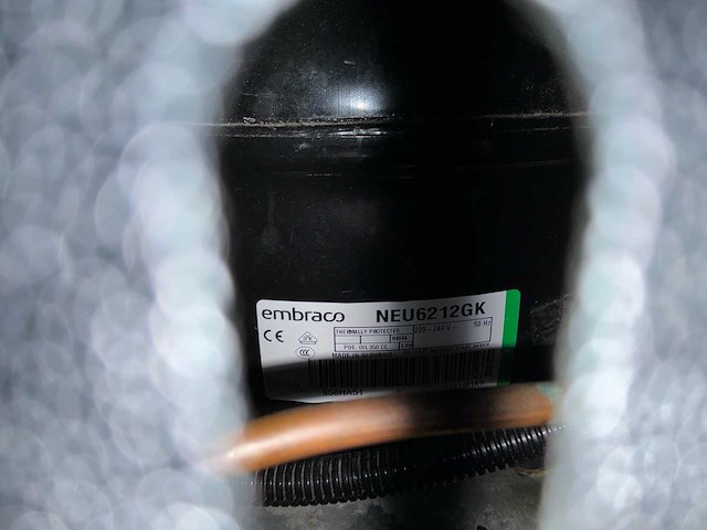 Volledige balie met vitrinekasten - afbeelding 34 van  40