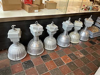 Volledige inventaris barmeubels (faillissement) - afbeelding 31 van  45
