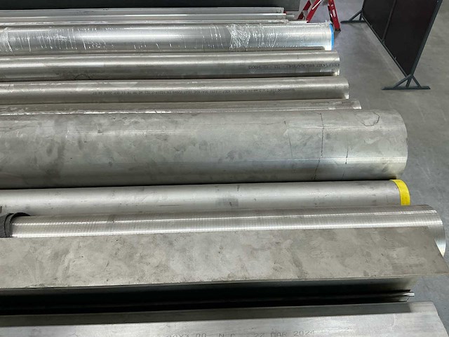 Volledige metaalvoorraad + stelling (aluminium, rvs, messing, staal) - afbeelding 2 van  3