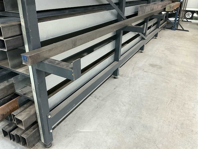Volledige metaalvoorraad + stelling (aluminium, rvs, messing, staal) - afbeelding 10 van  25