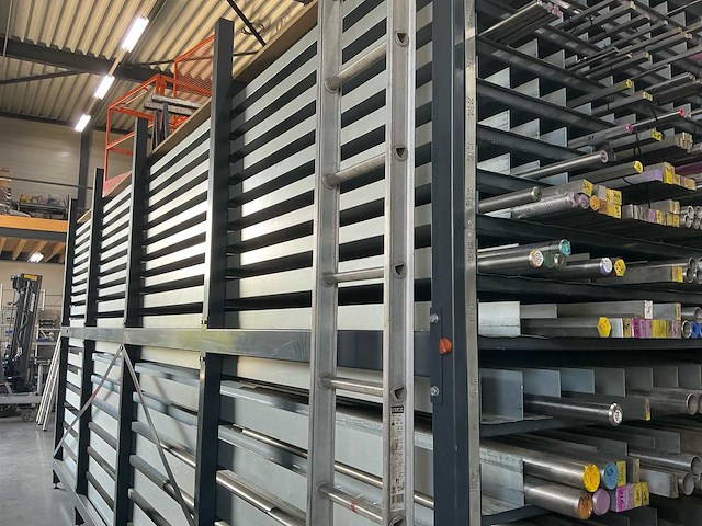 Volledige metaalvoorraad + stelling (aluminium, rvs, messing, staal) - afbeelding 12 van  25
