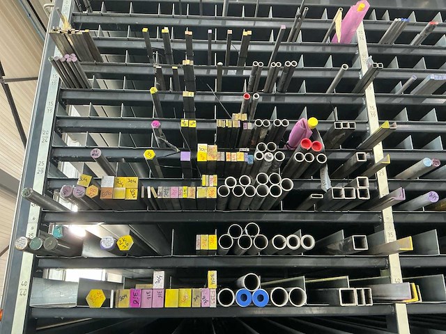 Volledige metaalvoorraad + stelling (aluminium, rvs, messing, staal) - afbeelding 18 van  25