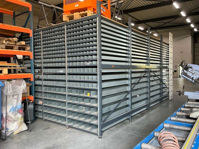 Volledige metaalvoorraad + stelling (aluminium, rvs, messing, staal) - afbeelding 19 van  25