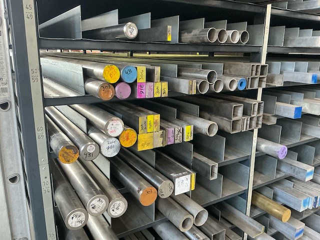 Volledige metaalvoorraad + stelling (aluminium, rvs, messing, staal) - afbeelding 21 van  25