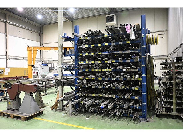 Volledige voorraad 304/316 rvs buizen, balken, kokers, strip, etc. - afbeelding 1 van  15