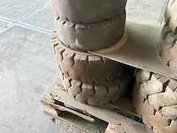 Volrubber banden set (2x) - afbeelding 3 van  5