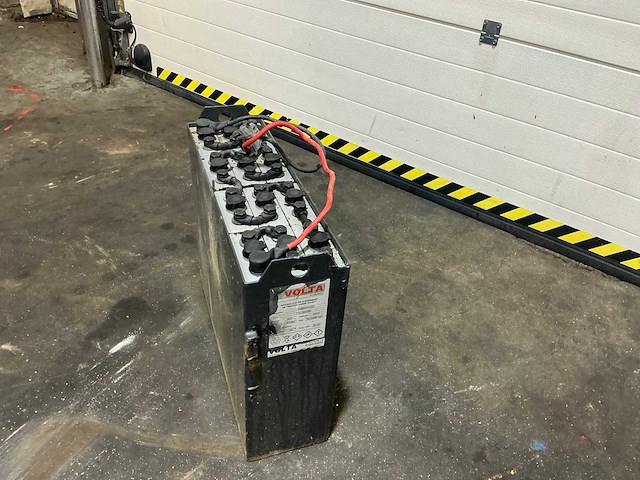 Volta 24 volt ty21 tractieaccu - afbeelding 2 van  7