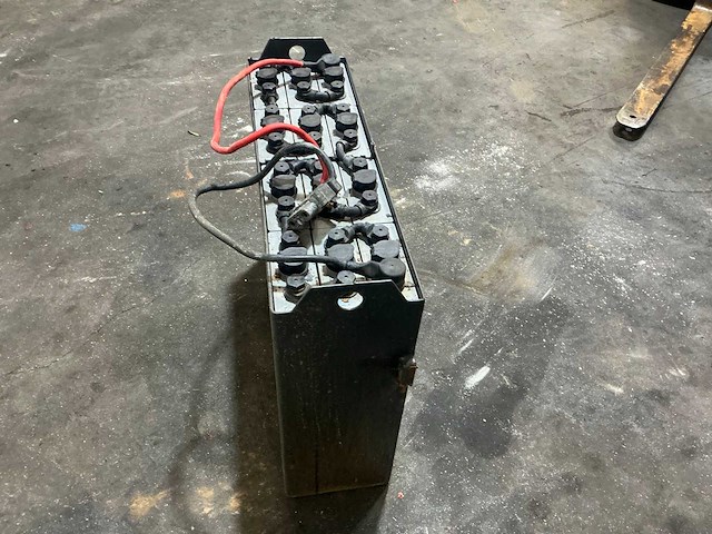Volta 24 volt ty21 tractieaccu - afbeelding 4 van  7