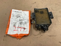 Voltage regulator assembly - afbeelding 3 van  3