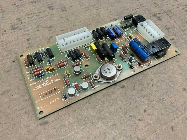 Voltage regulator - afbeelding 2 van  4