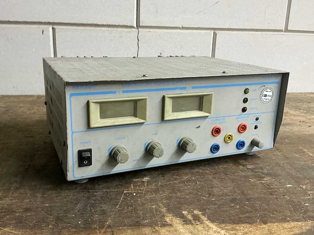 Voltcraft ps 405 pro laboratoriumvoeding - afbeelding 1 van  6