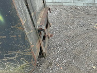 Volume bak 1700mm passend merlo voorzetapparatuur - afbeelding 10 van  10