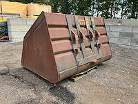 Volume bak 2550mm passend merlo voorzetapparatuur - afbeelding 4 van  10