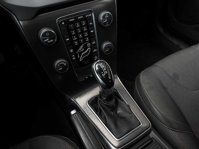 Volvo - - - car - 2013|xs-864-x|iaw - afbeelding 2 van  24