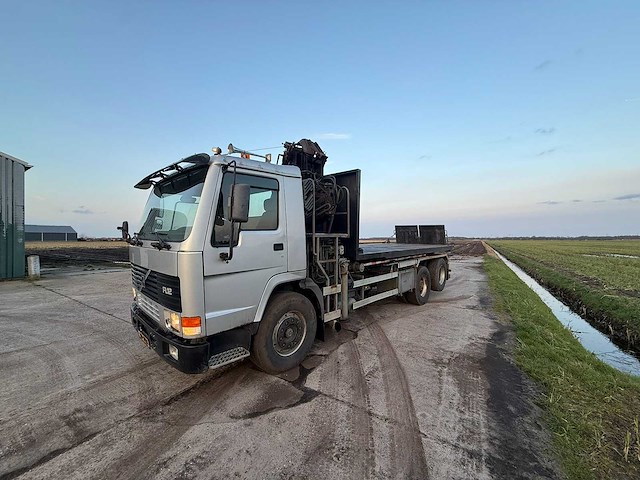 Volvo - 1995 - - vrachtwagen - afbeelding 12 van  20