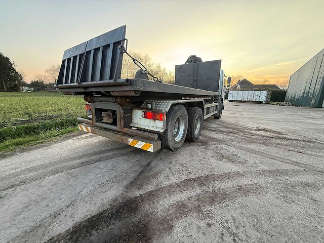 Volvo - 1995 - - vrachtwagen - afbeelding 19 van  20