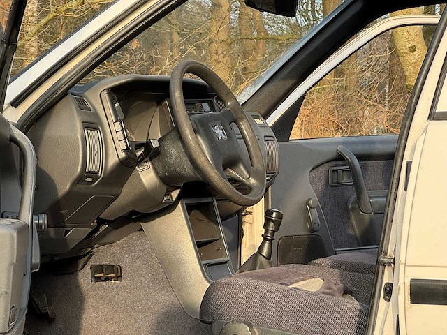 Volvo - 1995 - 440 - 1.6i experience - ng-df-10 - afbeelding 20 van  20