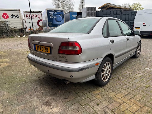 Volvo - 2000 - s40 - 1.8 europa - personenauto - afbeelding 6 van  14
