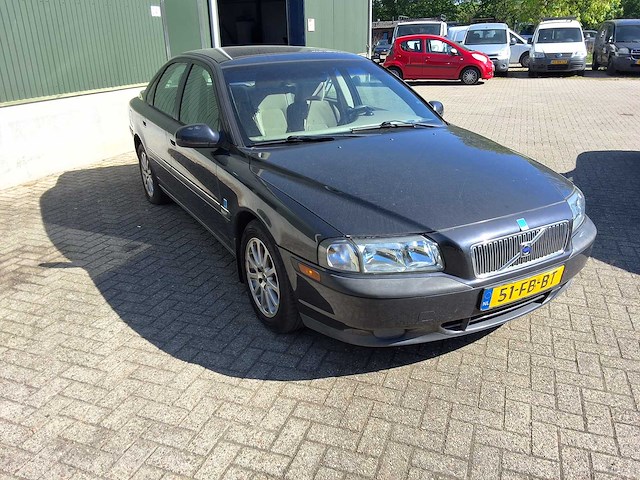 Volvo - 2000 - v70 - 2.4 europa - personenauto - afbeelding 12 van  18