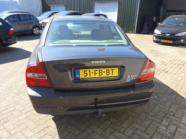 Volvo - 2000 - v70 - 2.4 europa - personenauto - afbeelding 14 van  18