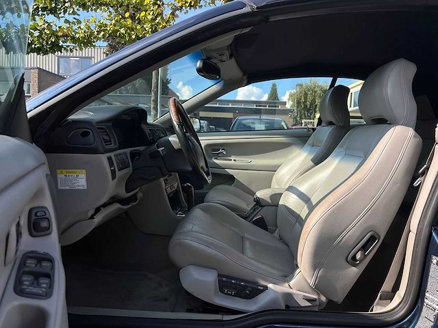 Volvo - 2001 - c70 convertible - 2.4 t - 55-pb-rr - afbeelding 6 van  8