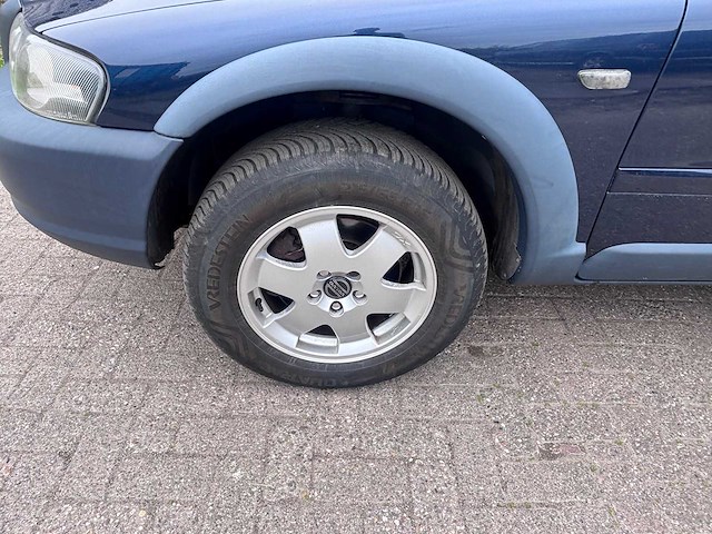 Volvo - 2001 - v70 cross country - 2.4 t comfort line - personenauto - afbeelding 9 van  16