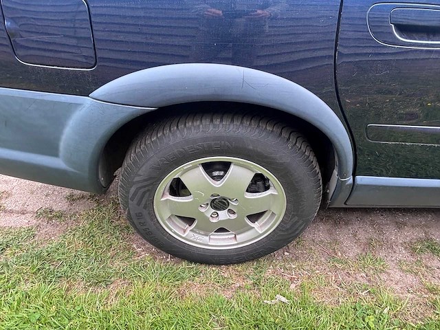 Volvo - 2001 - v70 cross country - 2.4 t comfort line - personenauto - afbeelding 10 van  28