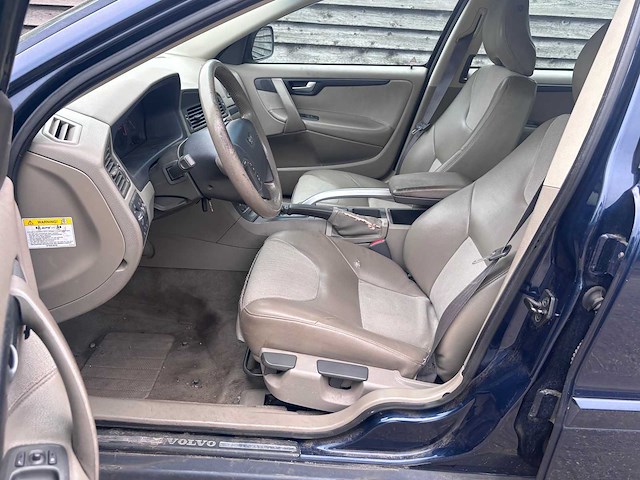 Volvo - 2001 - v70 cross country - 2.4 t comfort line - personenauto - afbeelding 25 van  28