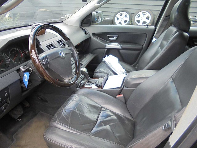 Volvo - 2003 - xc90 - 2.9 t6 exclusive - 38-ll-rr - afbeelding 2 van  23