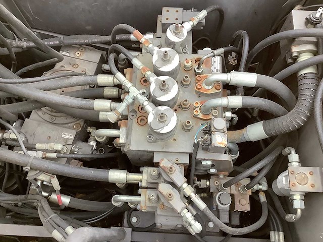 Volvo - 2004 - ew 160b - mobiele kraan - afbeelding 14 van  20