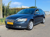 Volvo - 2004 - v50 - 2.4i - 81-lbj-6