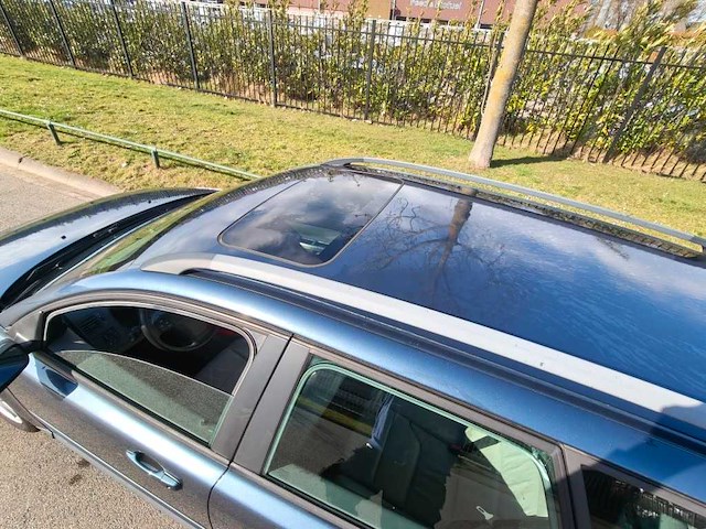 Volvo - 2004 - v50 - 2.4i - 81-lbj-6 - afbeelding 15 van  20