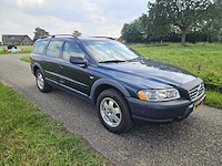 Volvo - 2004 - xc70 - 2.5 t gtr.comfort l. - 90-nr-gg - personenauto - afbeelding 3 van  10