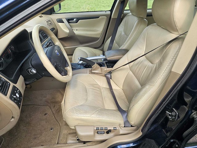 Volvo - 2004 - xc70 - 2.5 t gtr.comfort l. - 90-nr-gg - personenauto - afbeelding 7 van  10